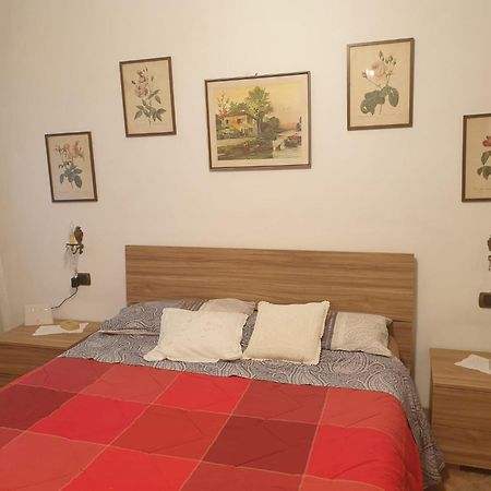 Casa Vacanze Alice E Arianna Cairo Montenotte Exterior photo